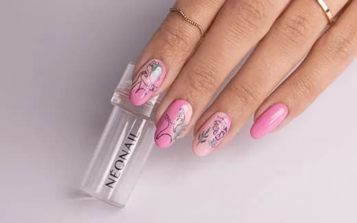 Najlepszy lakier do stempli na hybrydzie – uniknij rozmytych wzorów