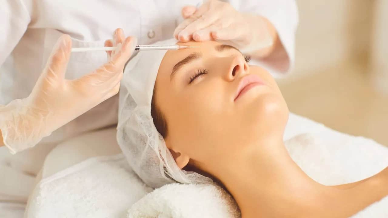 Botoks jak często – jak uniknąć zbyt częstych zabiegów?