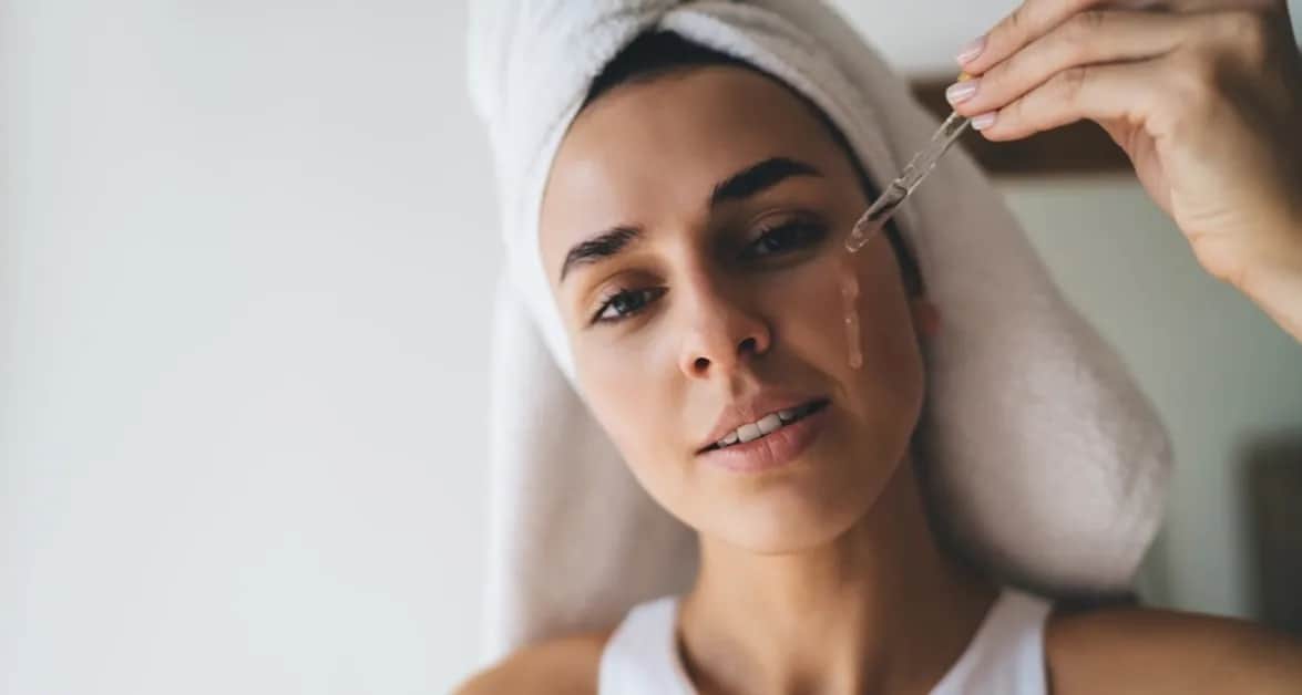 Najpierw retinol czy kwas hialuronowy - jak uniknąć podrażnień?